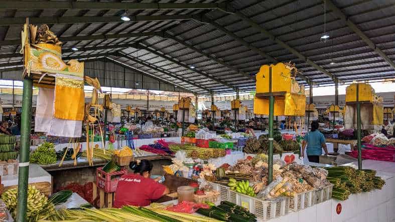 Stalls lined up at Sanur Morning Market