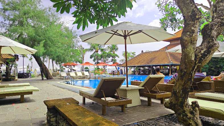 The ppol side area at Griya Santrian in Sanur