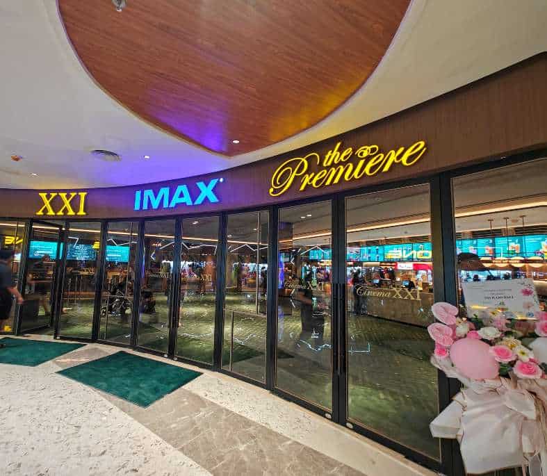 the entrace to XXI cinema complex at Bali Icon